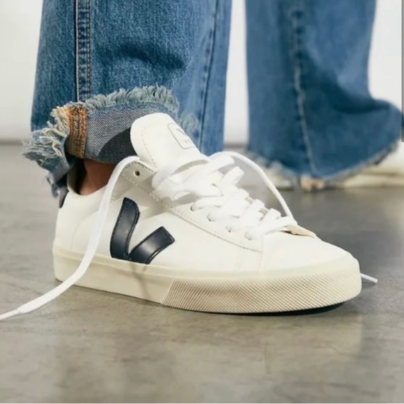 VEJA *NEW* Campo Leather Sneakers in Black -SOLD OUT EVERYWHERE! - Picture 3 of 12